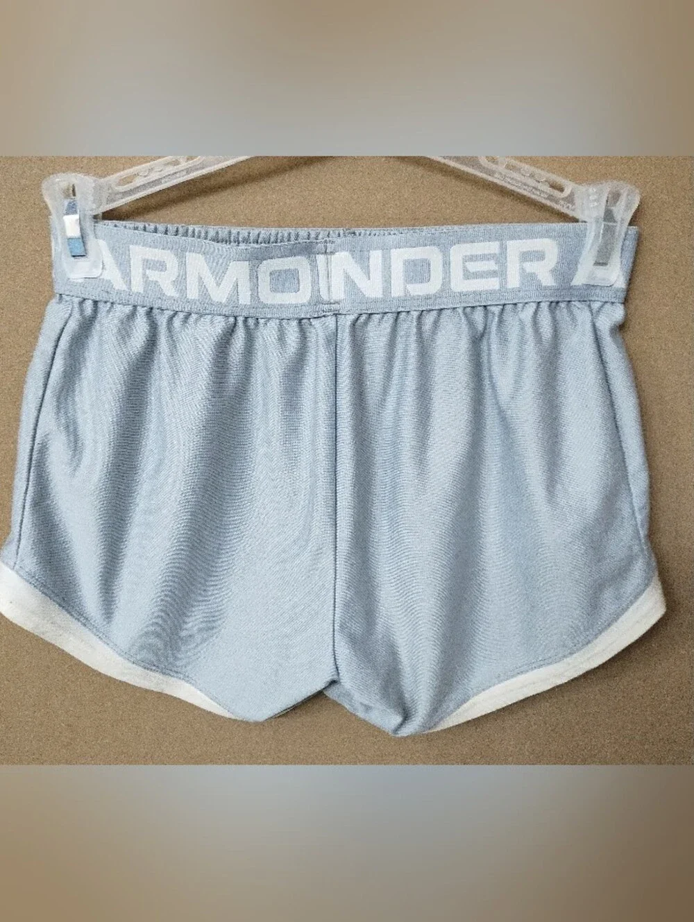 Under Armour‎ Shorts Girls Medium Loose Gray Cat1